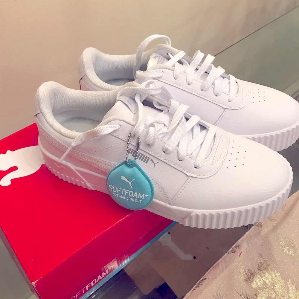 All white Puma - soft foam women’s size nine brand new